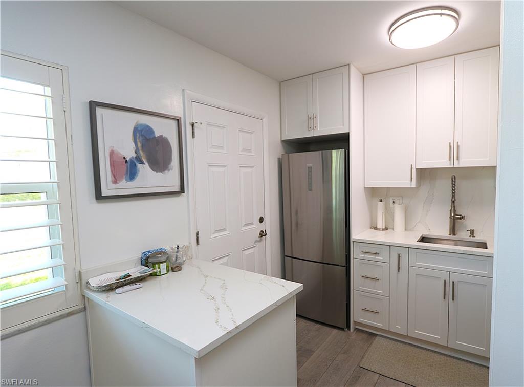 SEABREEZE CONDO - Residential Lease