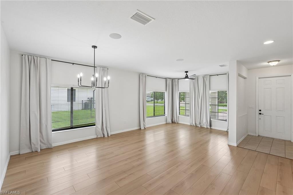 MAPLE RIDGE - Residential