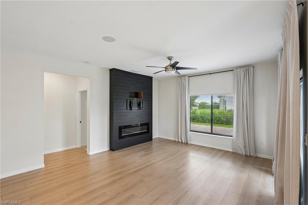 MAPLE RIDGE - Residential