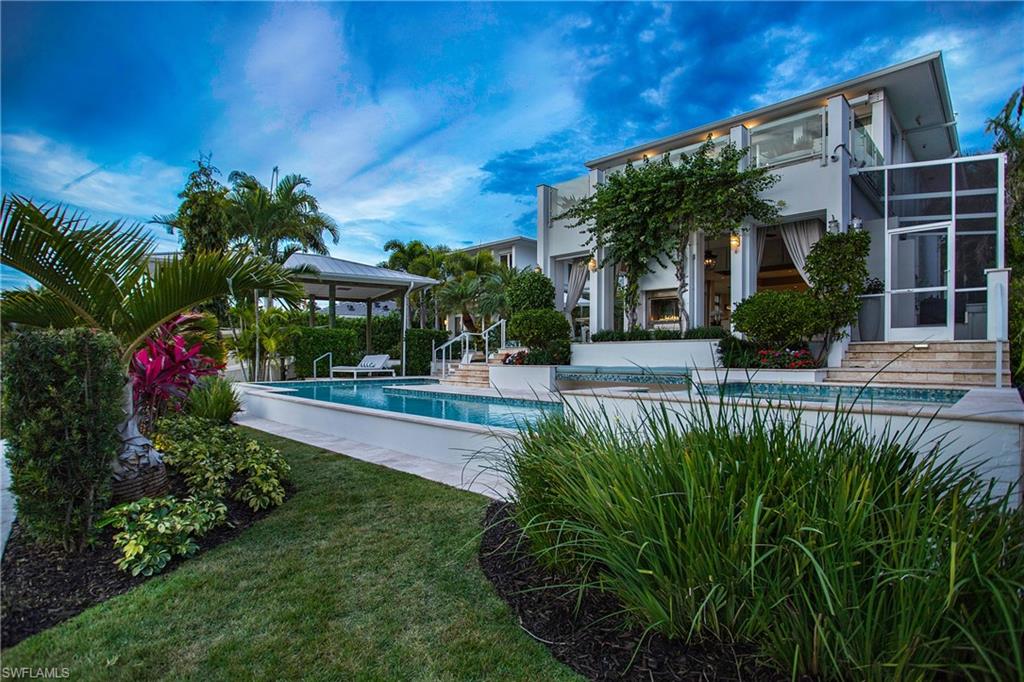 ROYAL HARBOR - Residential