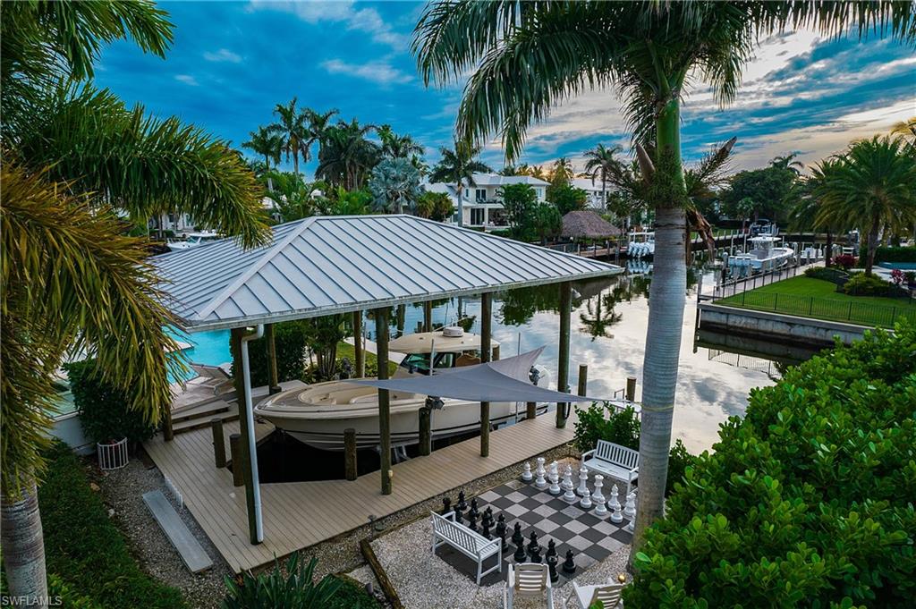 ROYAL HARBOR - Residential