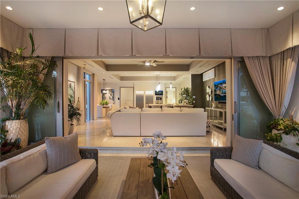 ROYAL HARBOR - Residential