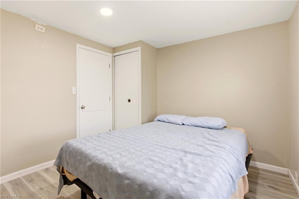HOLIDAY TRAVEL PARK - Residential