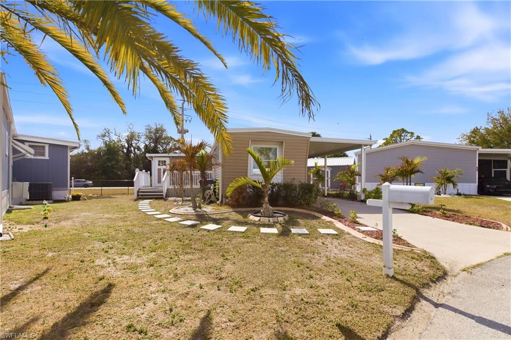 HOLIDAY TRAVEL PARK - Residential