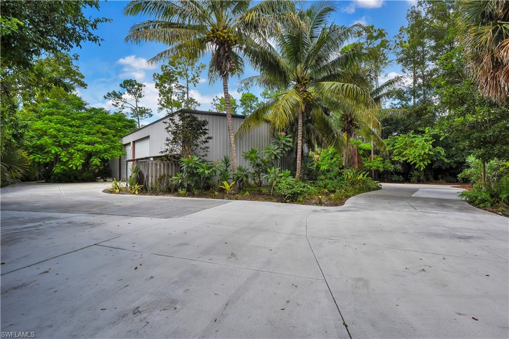 OAKES ESTATES - Residential