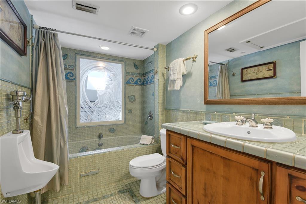 OAKES ESTATES - Residential