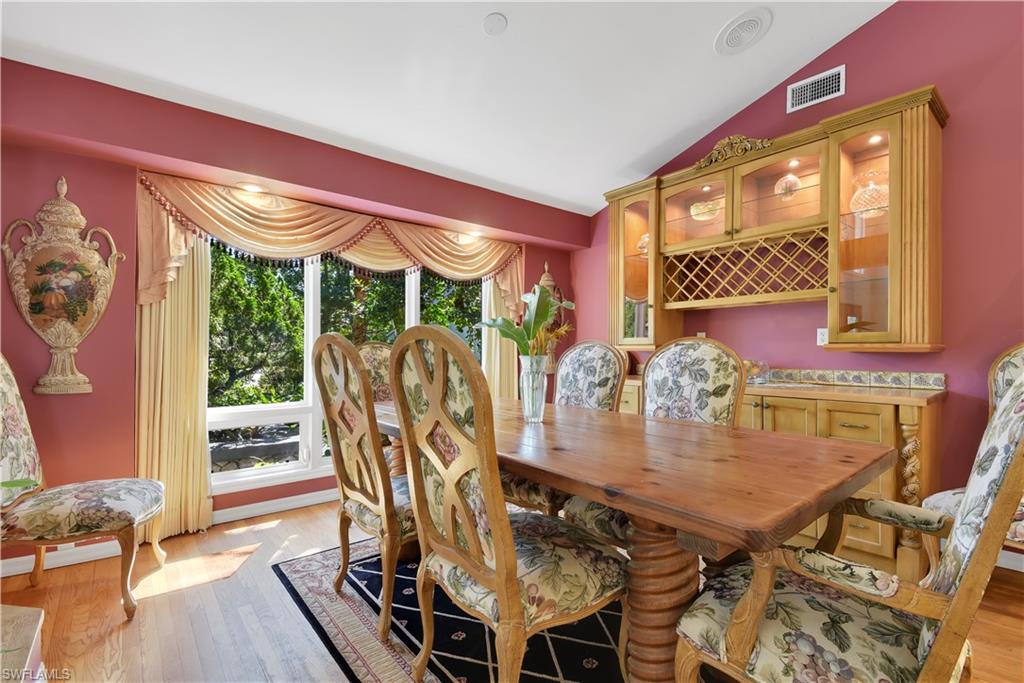 OAKES ESTATES - Residential