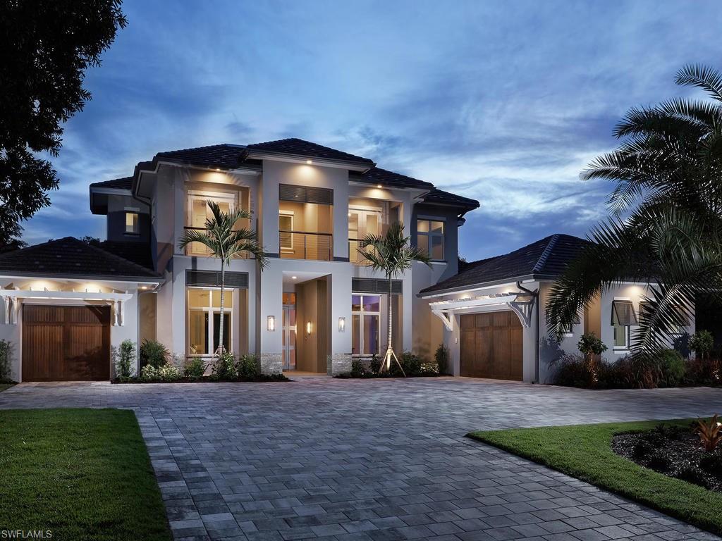 MOORINGS - Residential