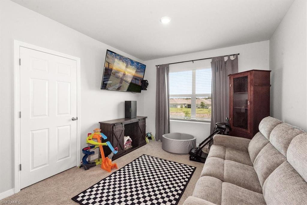 CORAL BAY - Residential