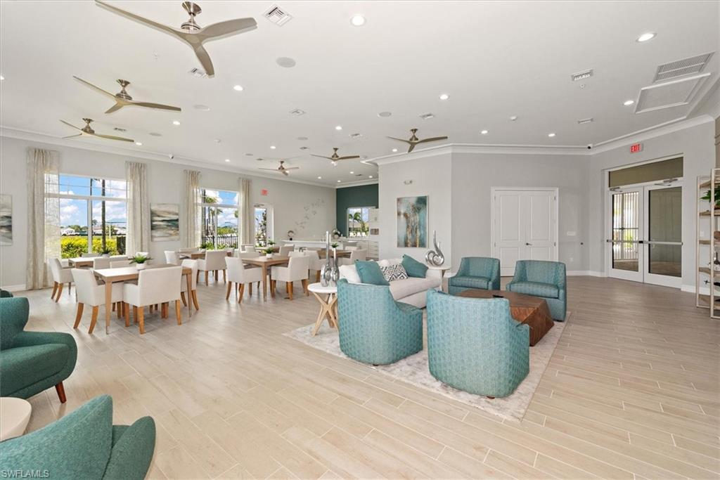 CORAL BAY - Residential