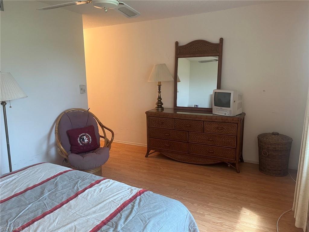 SEVEN LAKES - Residential
