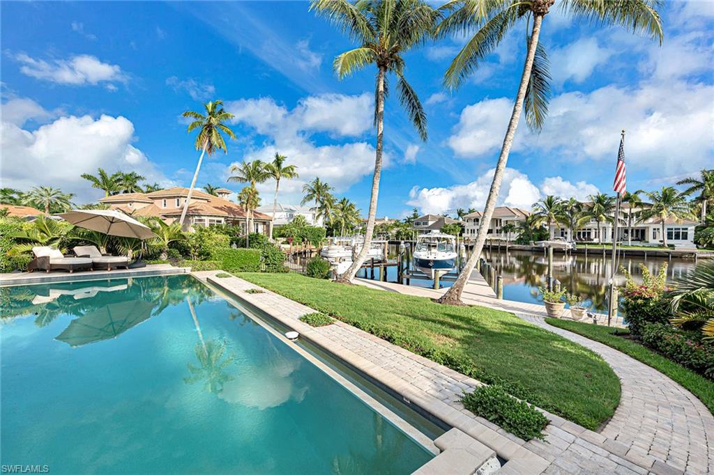 ROYAL HARBOR - Residential