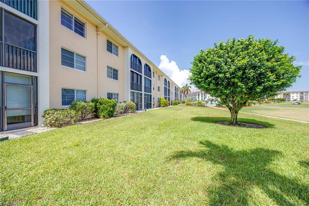HIGH POINT COUNTRY CLUB - Residential Lease