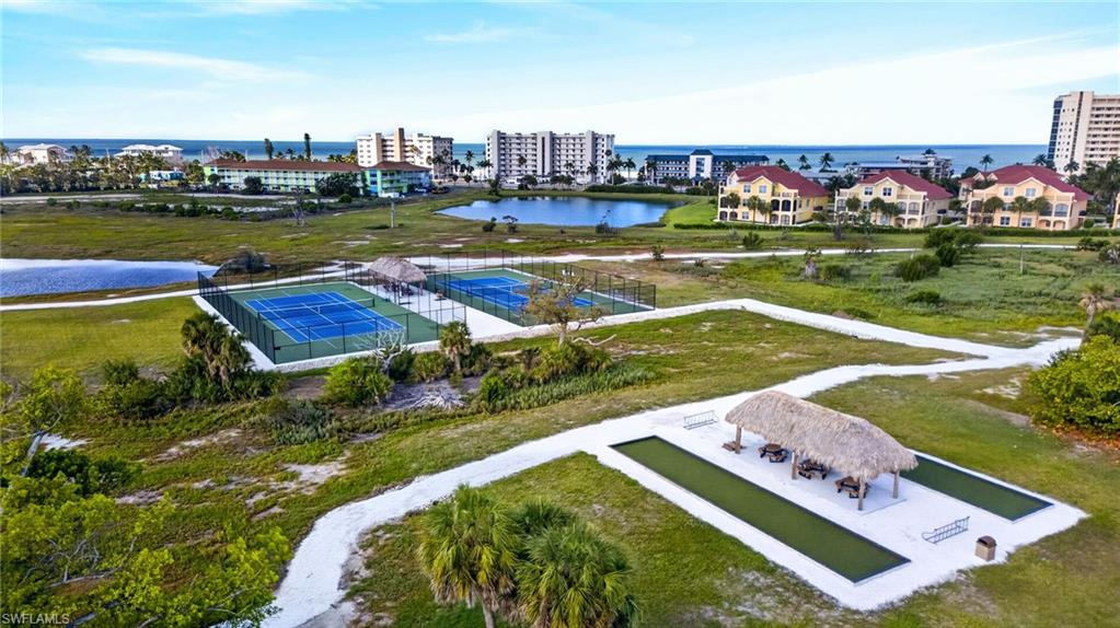 THE PALMS OF BAY BEACH - Residential Lease