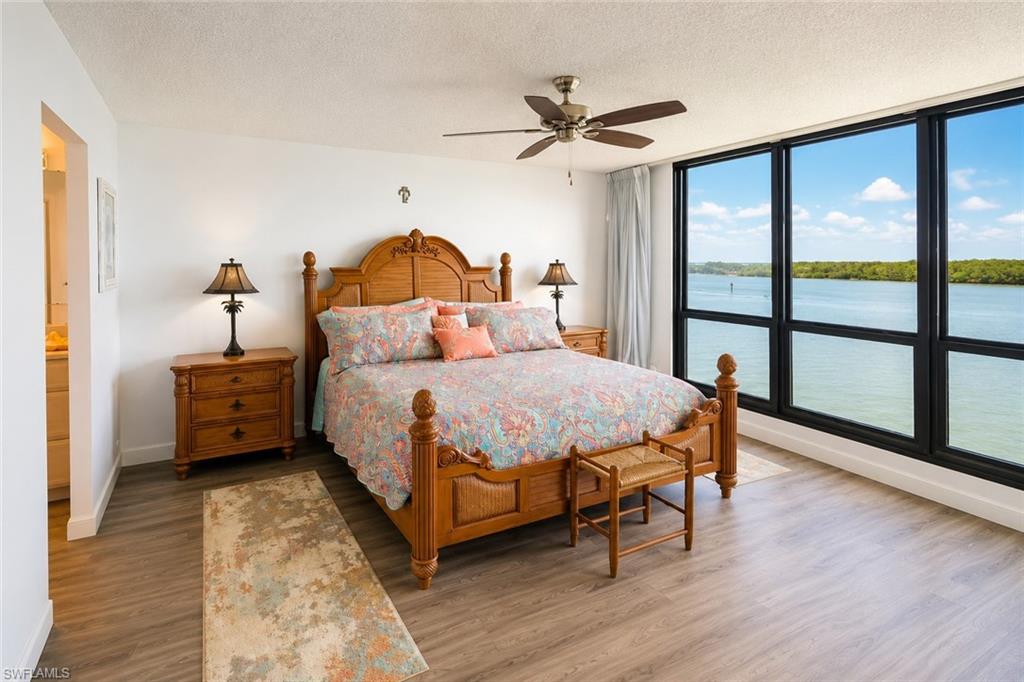 THE PALMS OF BAY BEACH - Residential Lease