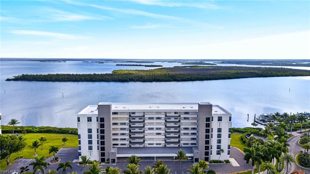 THE PALMS OF BAY BEACH - Residential Lease