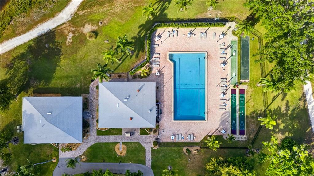 THE PALMS OF BAY BEACH - Residential Lease