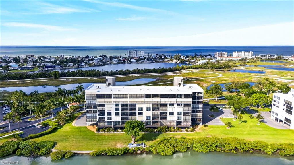THE PALMS OF BAY BEACH - Residential Lease