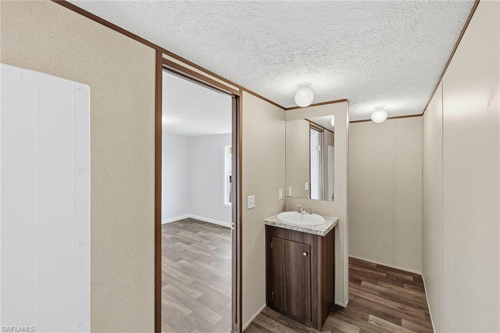 MARINERS COVE - Residential