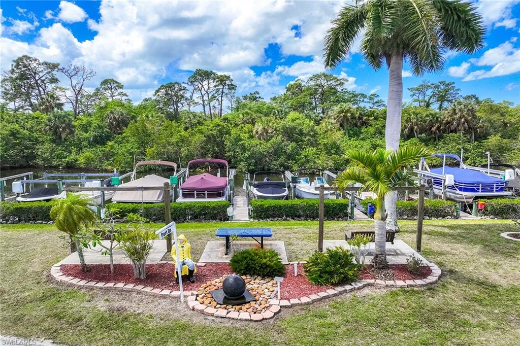 MARINERS COVE - Residential