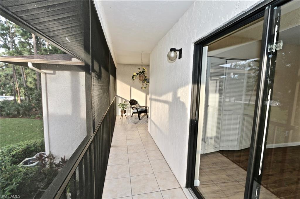 COURTYARD AT KINGS LAKE - Residential