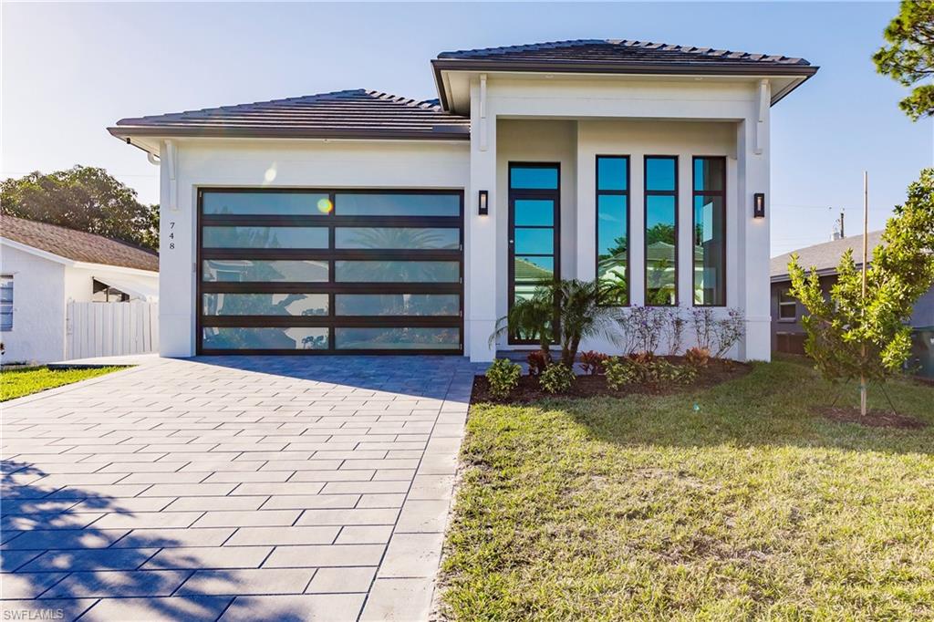 NAPLES PARK - Residential