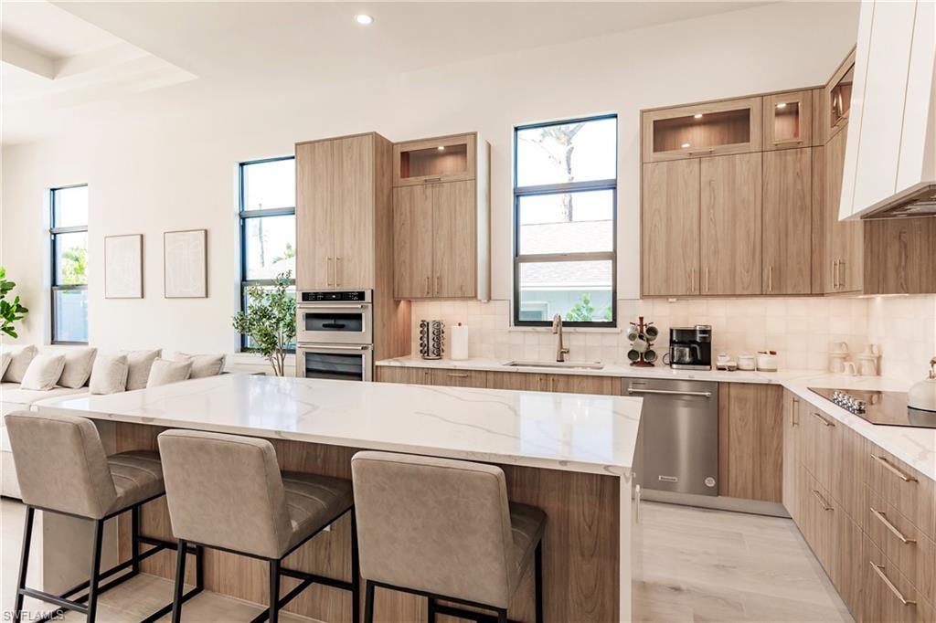 NAPLES PARK - Residential