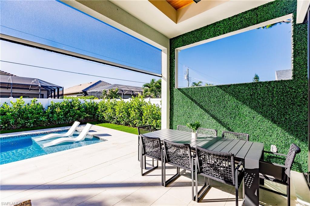 NAPLES PARK - Residential