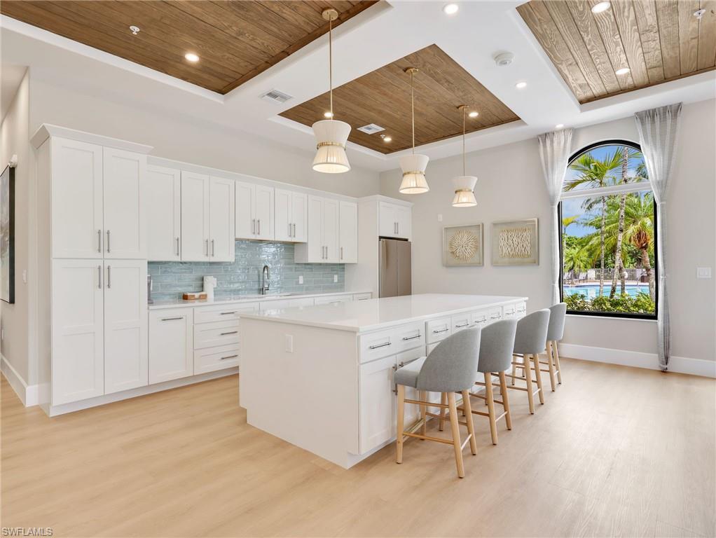 BELLE LAGO - Residential