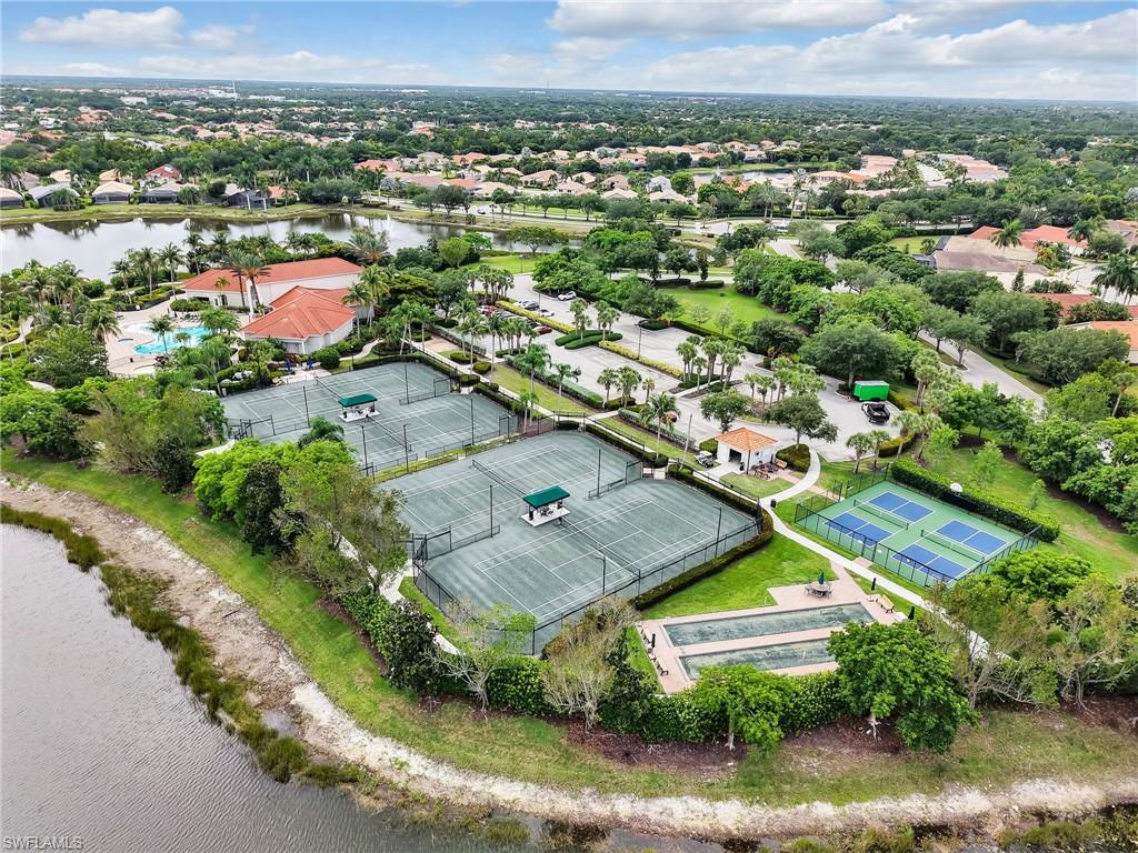 BELLE LAGO - Residential