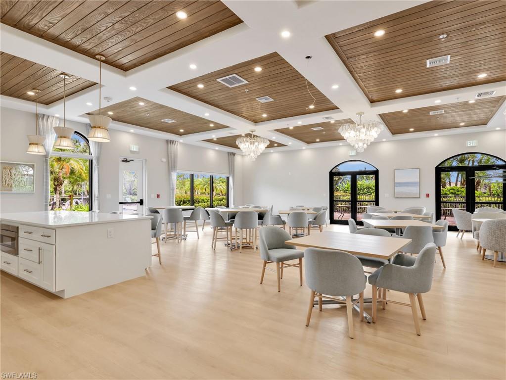 BELLE LAGO - Residential
