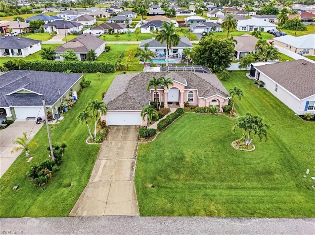 CAPE CORAL - Residential
