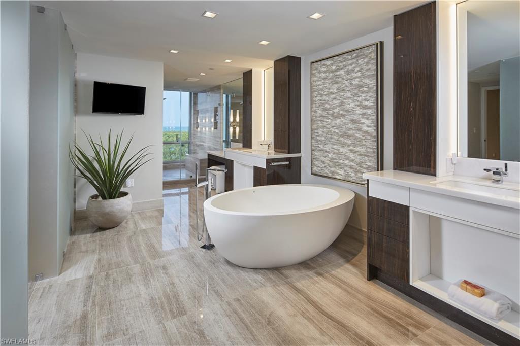 MYSTIQUE - Residential