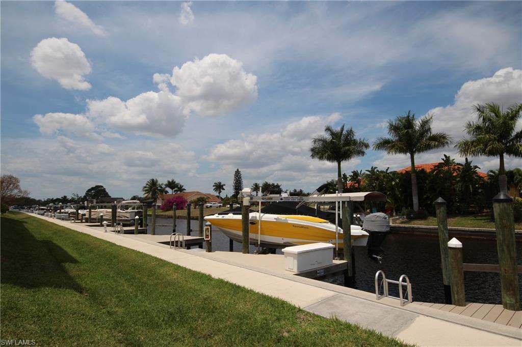 ISLAND COVE OF CAPE CORAL - Residential