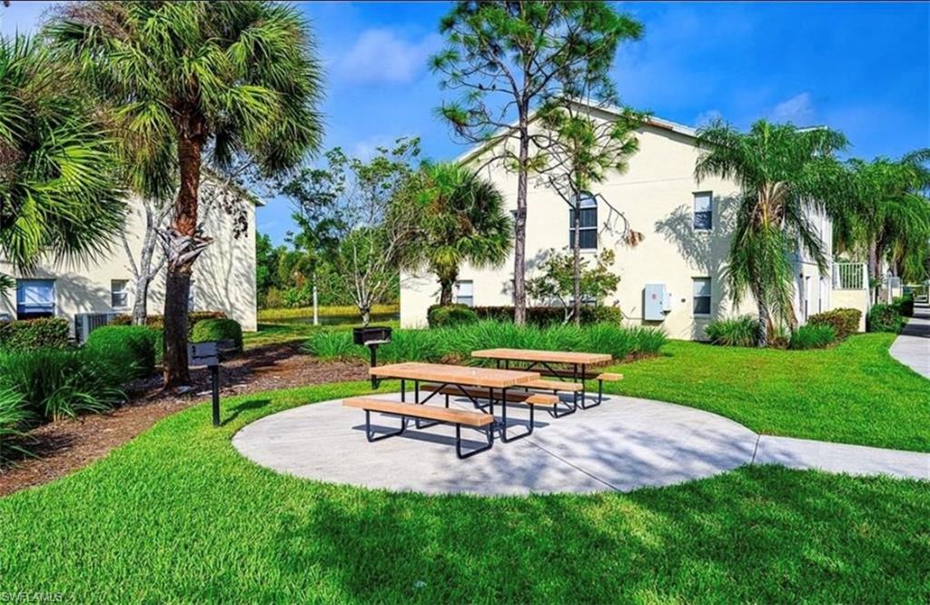 BERMUDA PALMS - Residential Lease