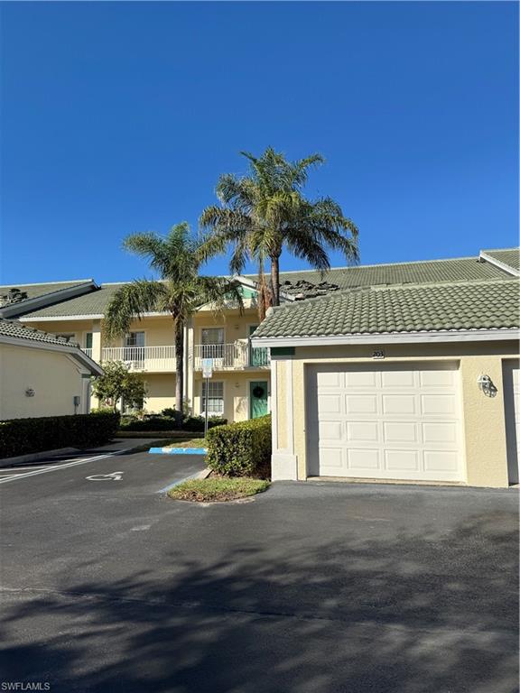 BERMUDA PALMS - Residential Lease