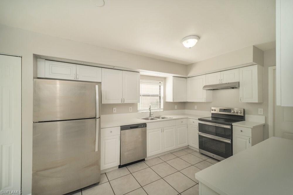 CAPE CORAL - Residential Lease