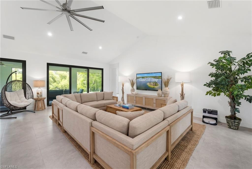 ROYAL PALM GOLF ESTATES - Residential
