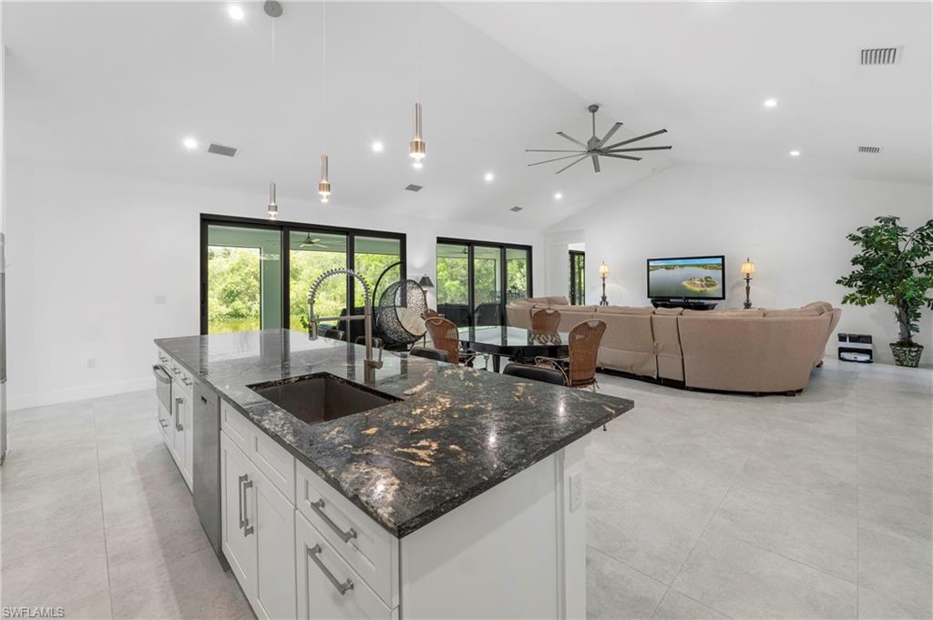 ROYAL PALM GOLF ESTATES - Residential