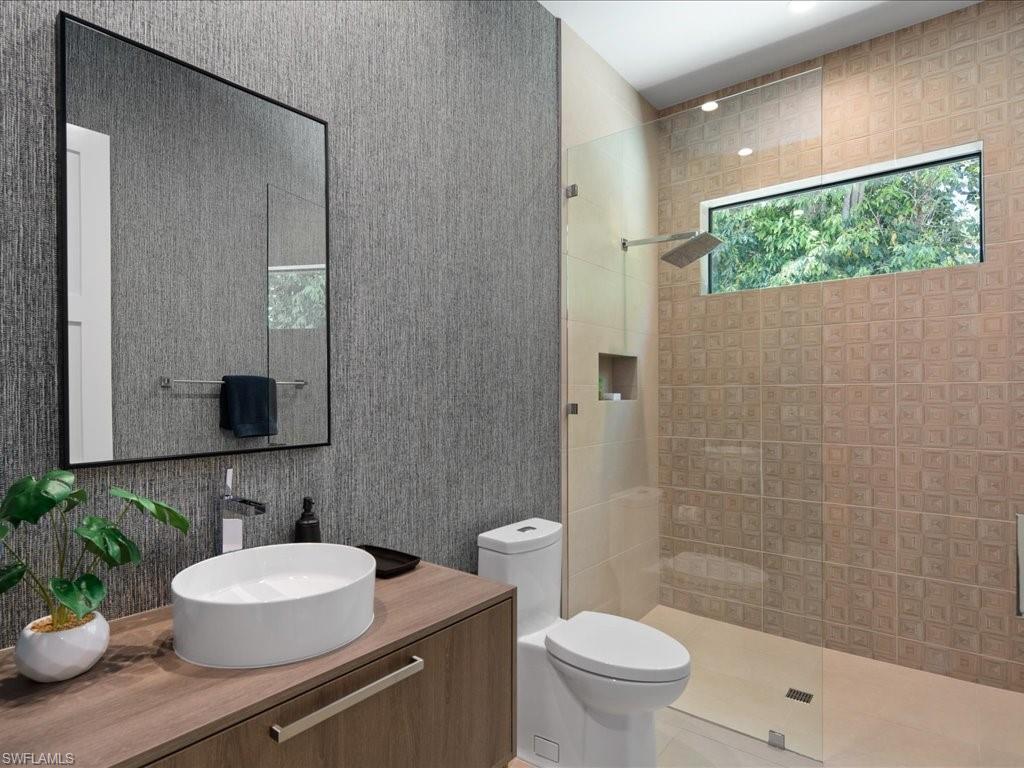 PINE RIDGE - Residential