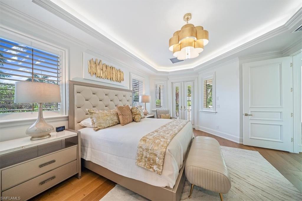 OLDE NAPLES - Residential