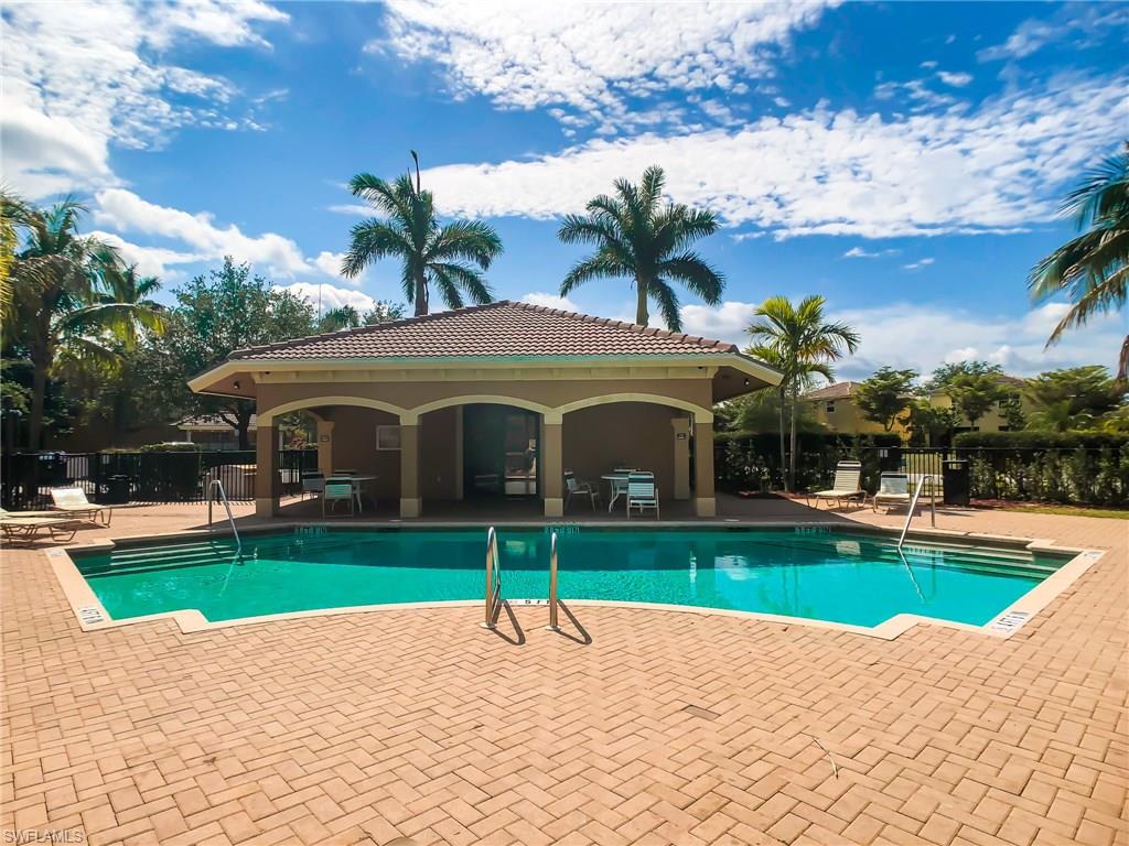 COPPER OAKS - Residential