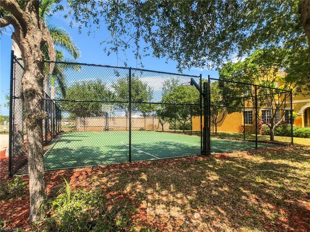 COPPER OAKS - Residential