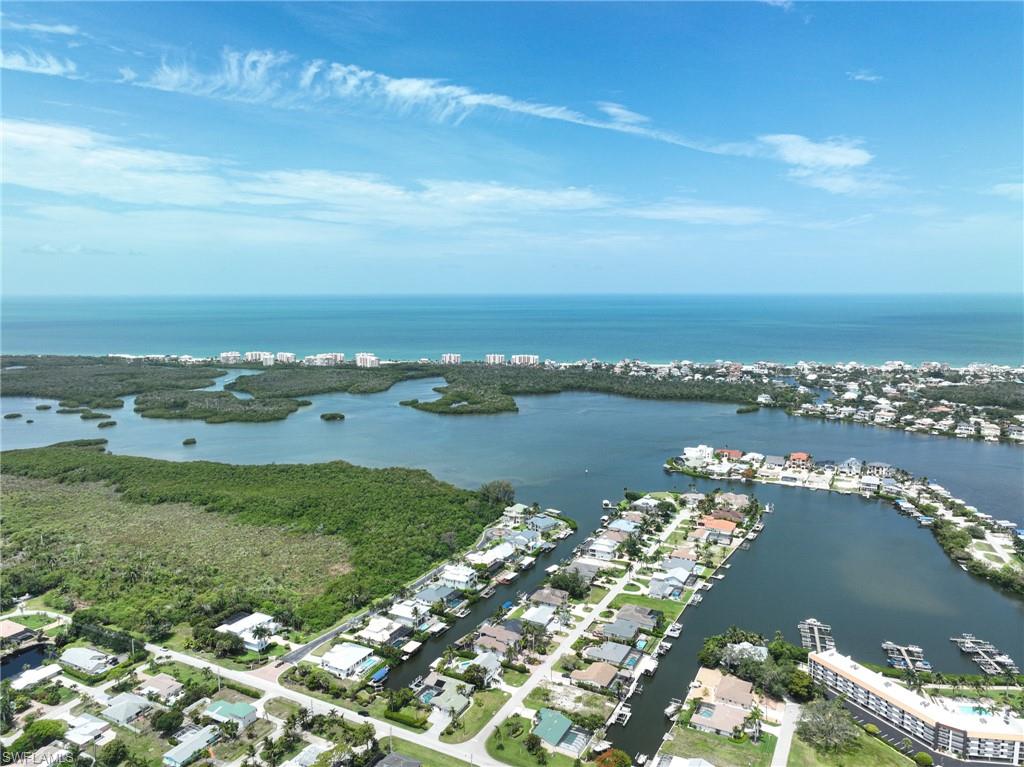 LITTLE HICKORY SHORES - Residential