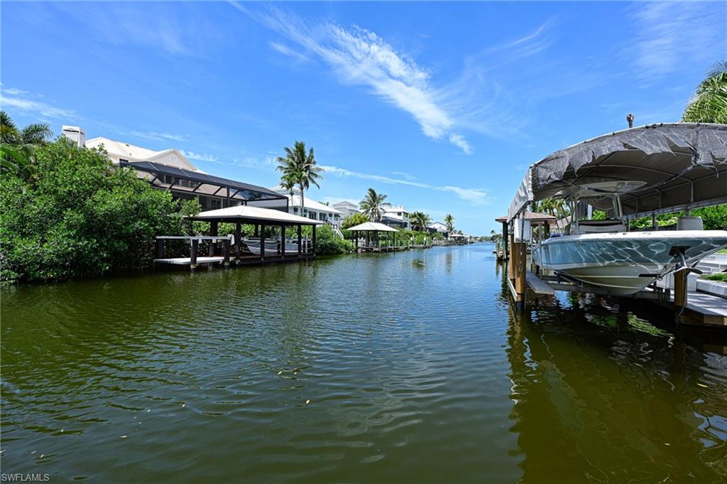LITTLE HICKORY SHORES - Residential