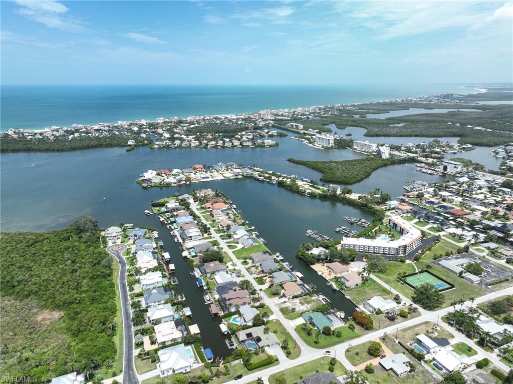LITTLE HICKORY SHORES - Residential