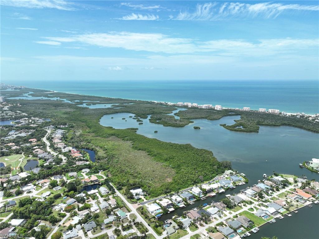 LITTLE HICKORY SHORES - Residential
