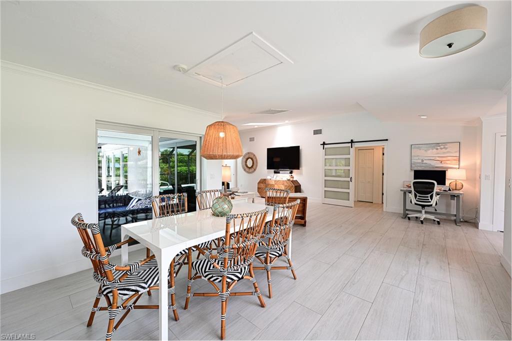 LITTLE HICKORY SHORES - Residential