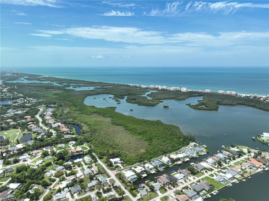 LITTLE HICKORY SHORES - Residential