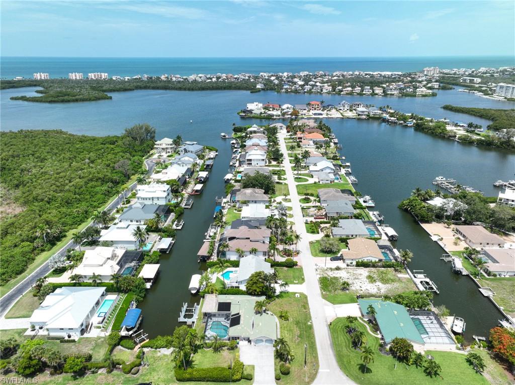 LITTLE HICKORY SHORES - Residential